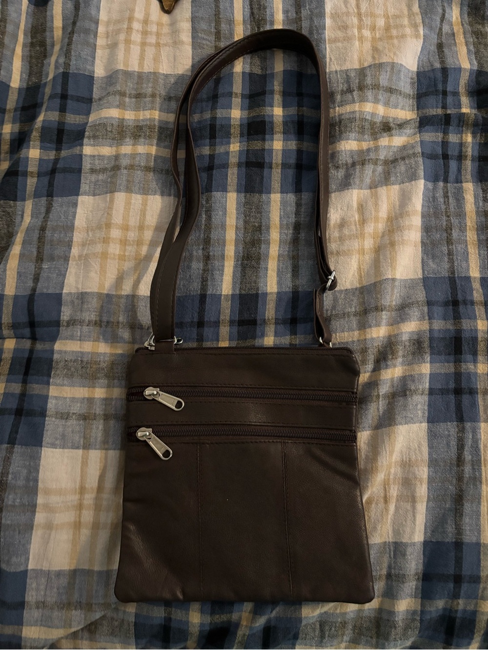 Womens Brown Leather Crossbody Bag - Classic Everyday Carry